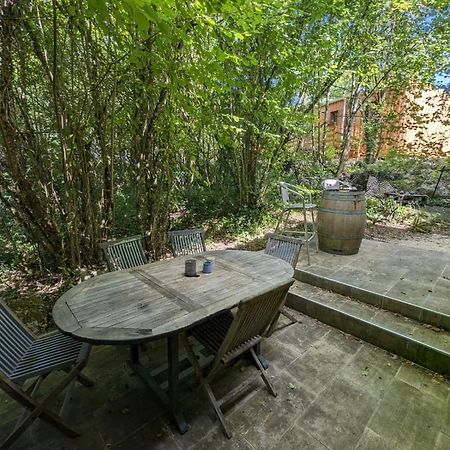 Gite Zen Dans Les Bois Blesignac Exterior foto