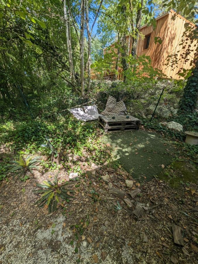 Gite Zen Dans Les Bois Blesignac Exterior foto
