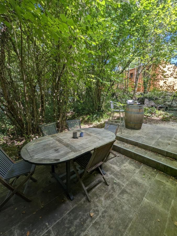 Gite Zen Dans Les Bois Blesignac Exterior foto